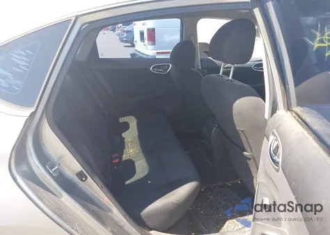 2014 Nissan Sentra Sr z USA, uszkodzony, nr VIN 3N1AB7AP4EL610158